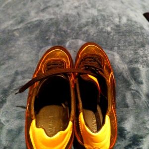 Louis Vuitton men shoes